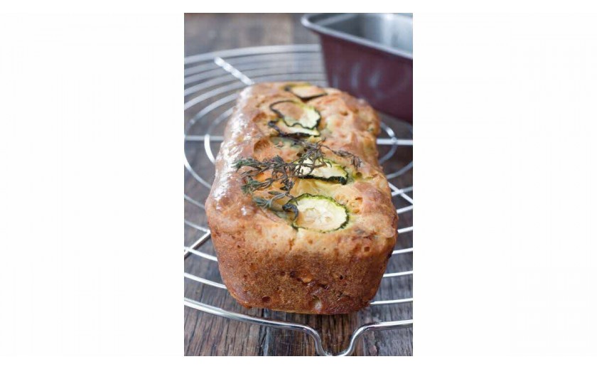 Cake à la courgette et au chèvre frais
